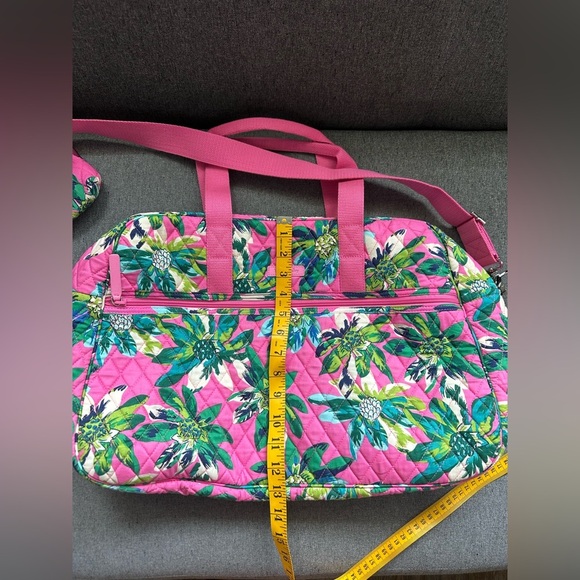 VERA BRADLEY Medium Traveler Bag Carry On Tote - Tropical Paradise Pink - Picture 5 of 10
